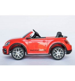 Dečiji autić na akumulator VW Buba sa kožnim sedištem i sa ojačanim PVC točkovima crvena
